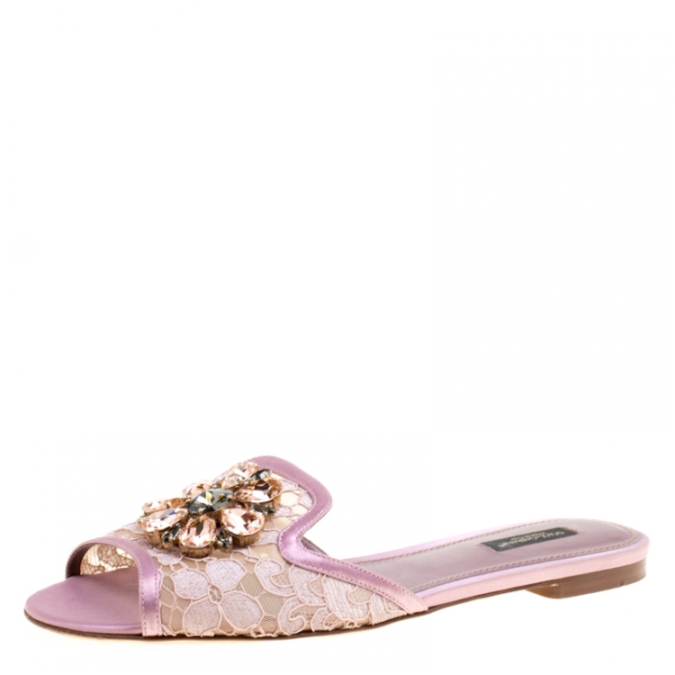Pre Owned Dolce and Gabbana Lilac Lace Sofia Crystal Embellished Slides Size 39