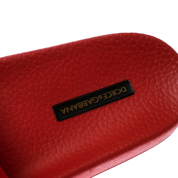 Pre Owned Dolce and Gabbana Red Rubber DG Embroidered Flat Pool Slides Size 36
