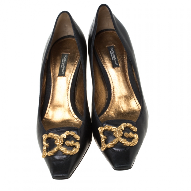 Pre Owned Dolce and Gabbana Black Leather Logo Detail Pumps Size 37.5