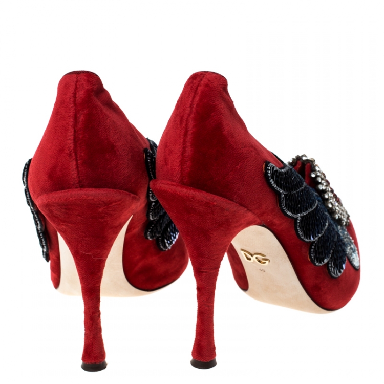 Pre Owned Dolce & Gabanna Red Lori Velvet Heart Embroidered Pointed Toe Pumps Size 40