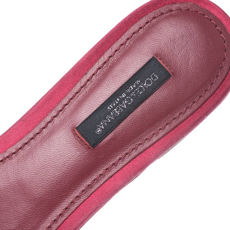 Pre Owned Dolce and Gabbana Red Lace And Satin Crystal Embellished Bianca Flat Slides Size 37