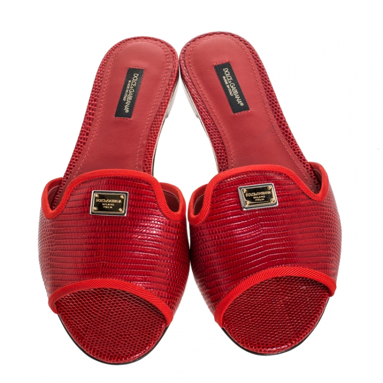 Pre Owned Dolce & Gabbana Red Lizard Leather Flat Slides Size 37.5