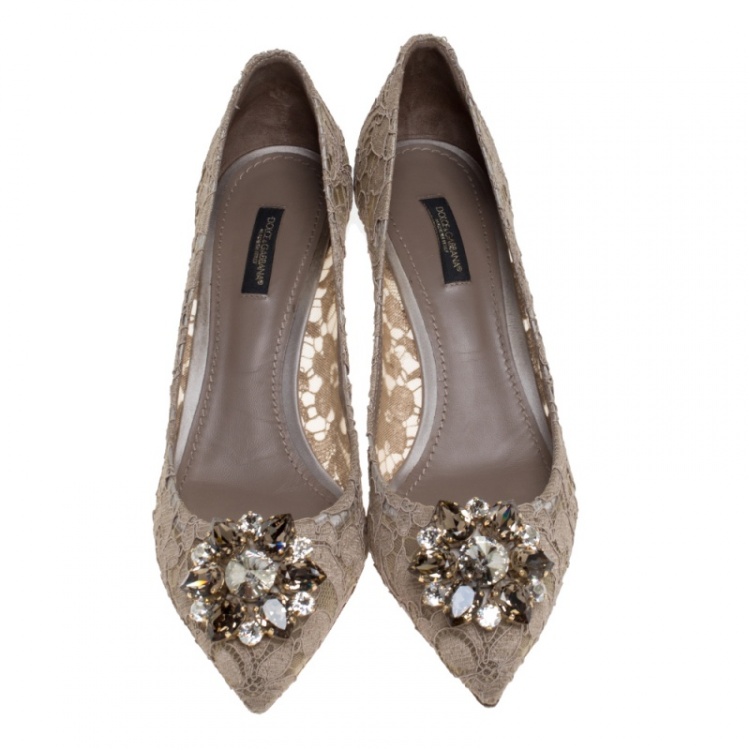 Pre Owned Dolce & Gabbana Beige Crystal Embellished Lace Bellucci Pointed Toe Pumps Size 40