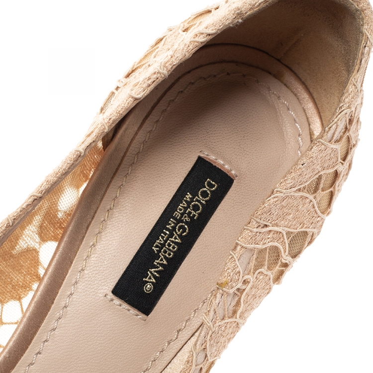 Pre Owned Dolce & Gabbana Beige Lace Bellucci Crystal Embellished Pointed Toe Pumps Size 38