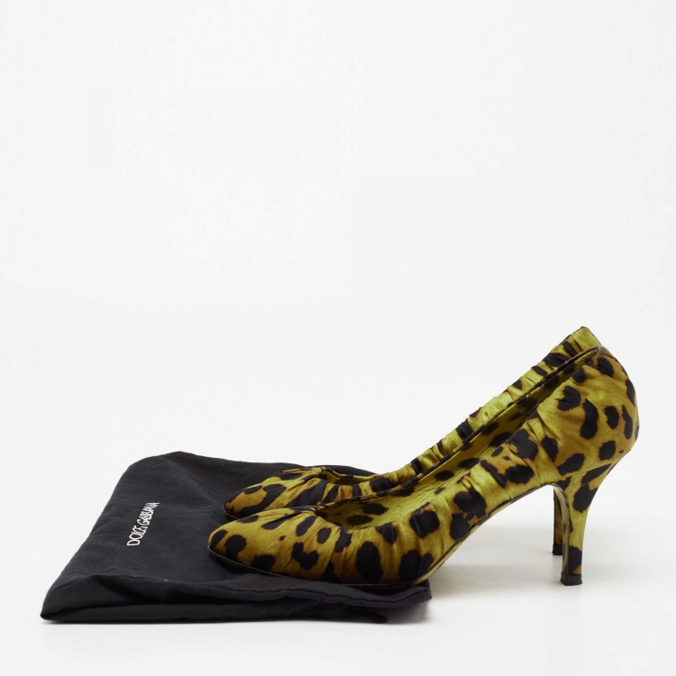 Pre Owned Dolce & Gabbana Yellow/Black Satin Animal Print Pumps Size 39