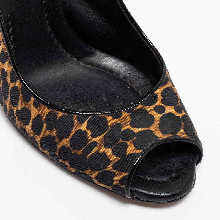 Pre Owned Dolce & Gabbana Black/Leopard Print Canvas And Leather Slingback Pumps Size 37