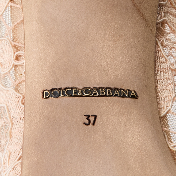مملوكة مسبقًا Dolce & Gabbana Beige Lace Bellucci Embellished Pumps Size 37