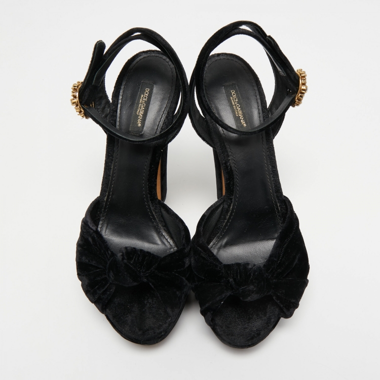 Pre Owned Dolce & Gabbana Black Knotted Velvet Platform Ankle Strap Sandals Size 39