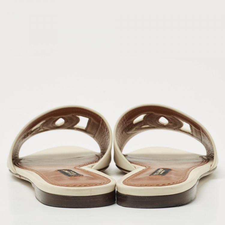 Pre Owned Dolce & Gabbana Beige Leather DG Millennials Flat Slides Size 38