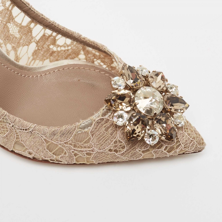 Pre Owned Dolce & Gabbana Beige Lace Crystal Embellished Bellucci Pumps Size 38
