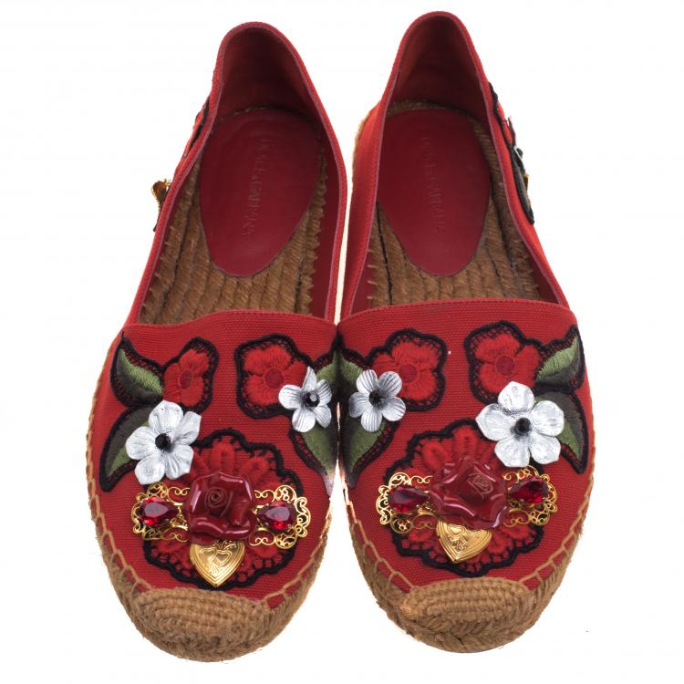 Pre Owned Dolce and Gabbana Red Canvas Locket Flower and Jewel Embroidered Espadrilles Size 37