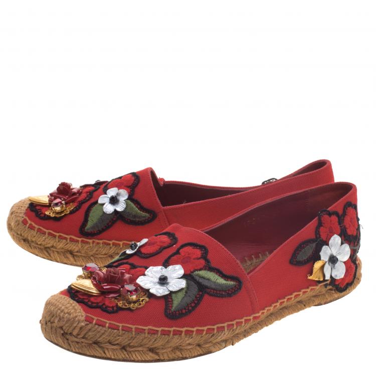 Pre Owned Dolce and Gabbana Red Canvas Locket Flower and Jewel Embroidered Espadrilles Size 37