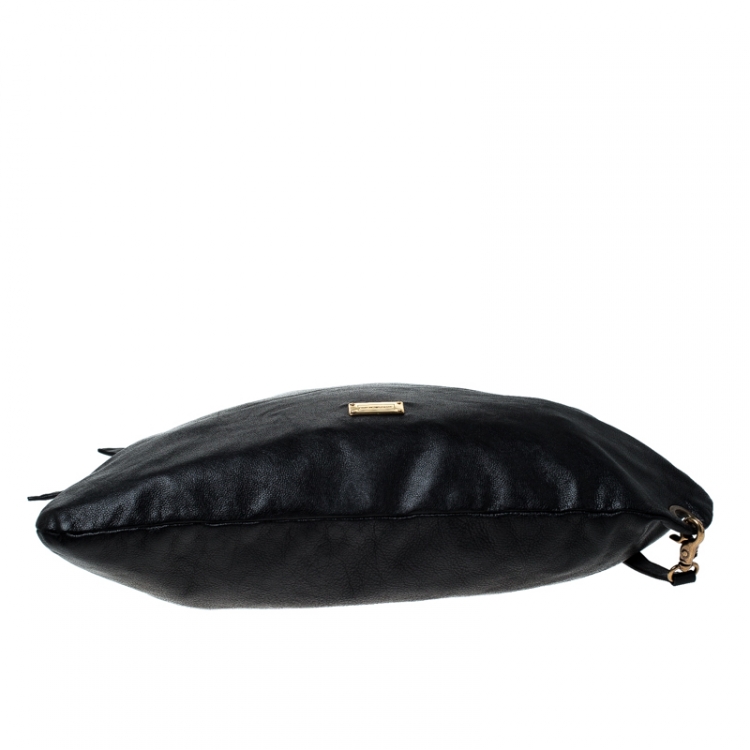 مملوكة مسبقًا Emporio Armani Black Pleated Leather Sling Hobo