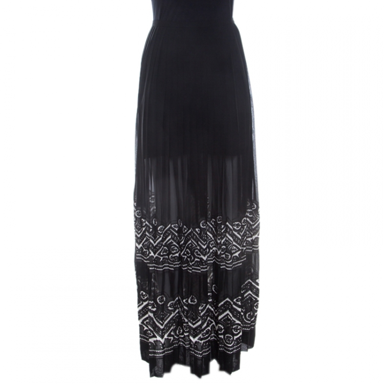 مملوكة مسبقًا Ermanno Scervino Black Applique Border Detail Pleated Maxi Skirt M