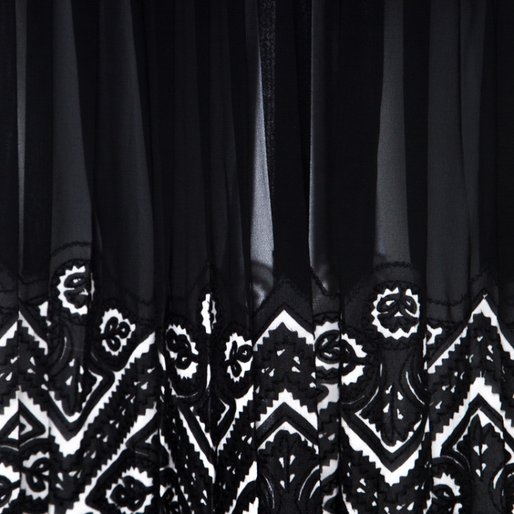 مملوكة مسبقًا Ermanno Scervino Black Applique Border Detail Pleated Maxi Skirt M