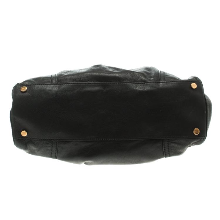 Pre Owned Escada Black Leather Shoulder Bag