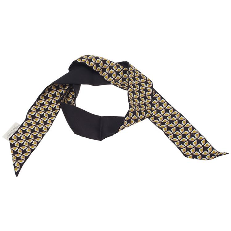Pre Owned Fendi Black Signature Bugs Stole 