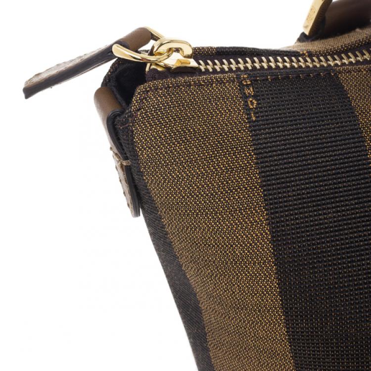 Pre Owned Fendi Leather Pequin Trapeze Bag