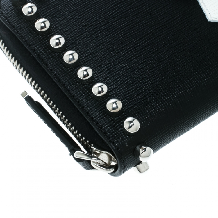 Pre Owned Fendi Black Leather Karlito Zip Around Wallet