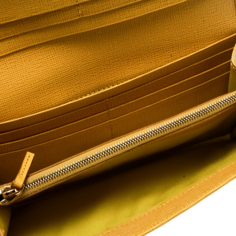 Pre Owned Fendi Yellow Leather Crayons Continental Wallet