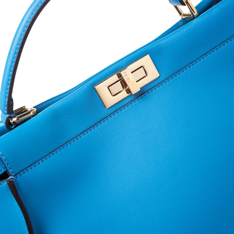 مملوكة مسبقًا Fendi Blue Leather Large Peekaboo Top Handle Bag
