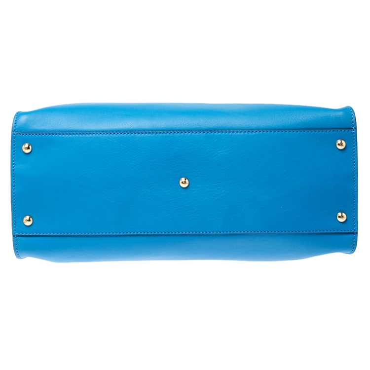 مملوكة مسبقًا Fendi Blue Leather Large Peekaboo Top Handle Bag