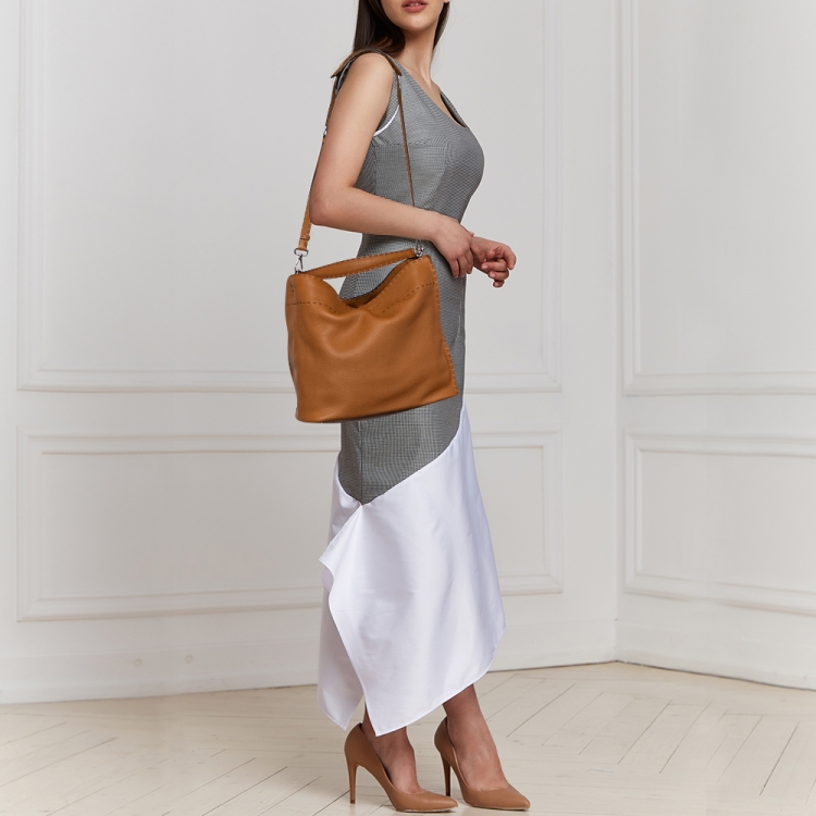 مملوكة مسبقًا Fendi Brown Leather Large Anna Shoulder Bag