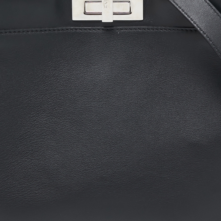 Pre Owned Fendi Black Leather Medium Peekaboo Snakeskin Lining Top Handle Bag