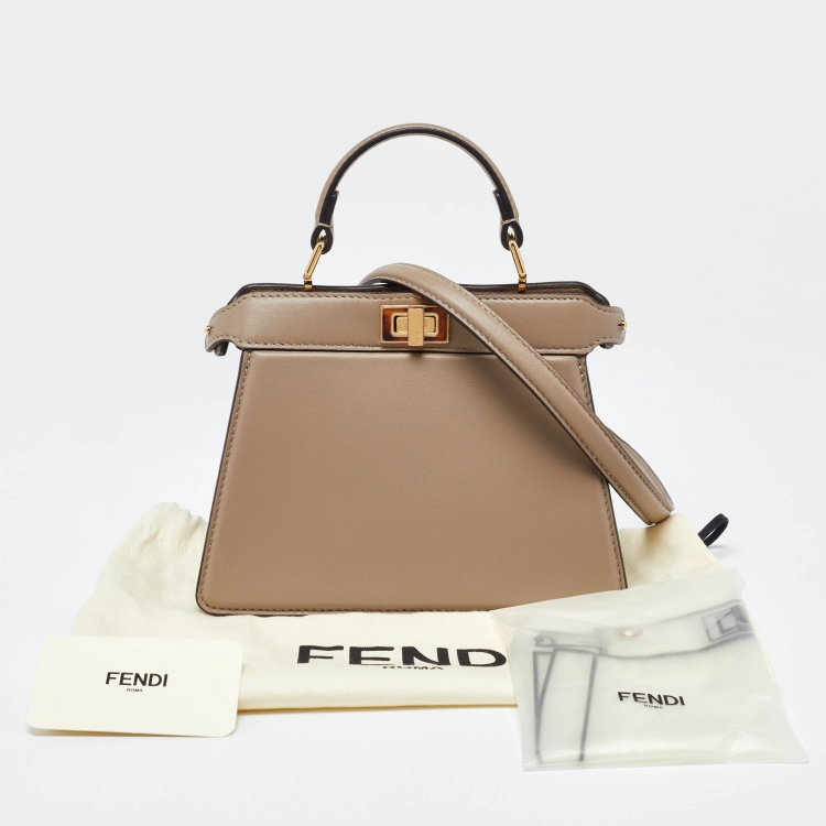 Pre Owned Fendi Beige Leather Petite Peekaboo ISeeU Top Handle Bag