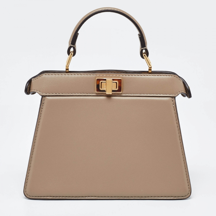 Pre Owned Fendi Beige Leather Petite Peekaboo ISeeU Top Handle Bag