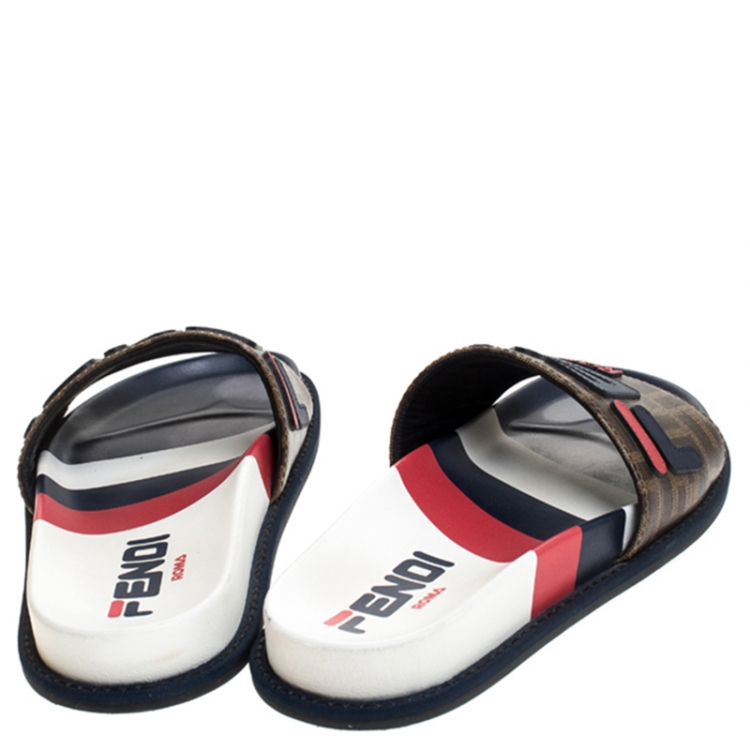 مملوكة مسبقًا Fendi Monogram Canvas Flat Slides Size 38.5