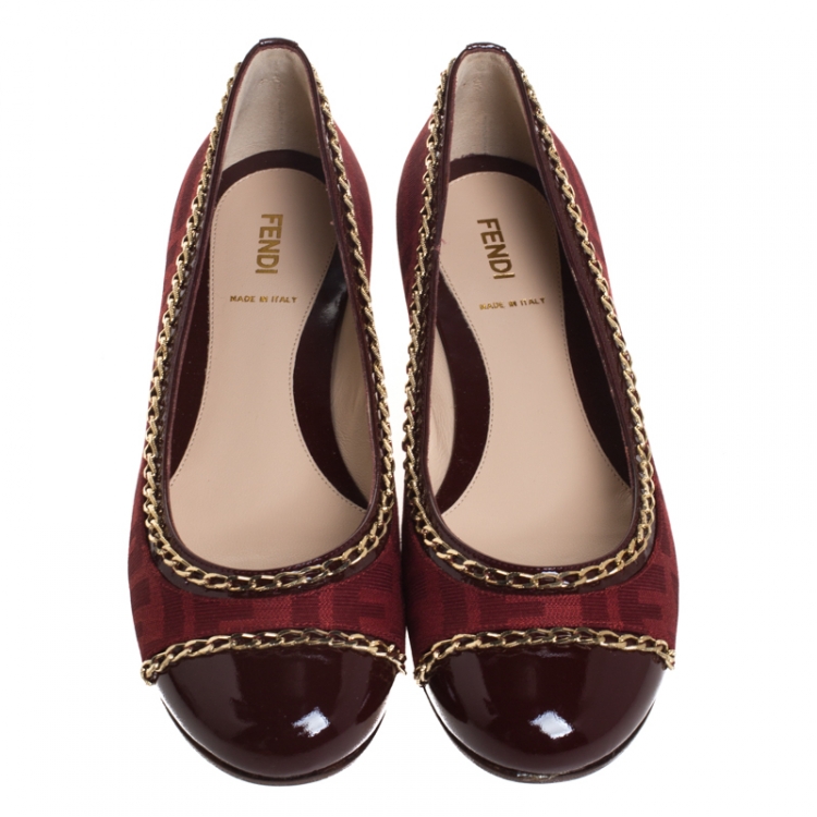 Pre Owned Fendi Red Zucca Canvas And Patent Cap Toe Chain Link Embellished Ballet Flats Size 38.5