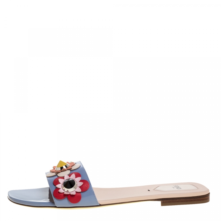 Pre Owned Fendi Blue Patent Leather Flowerland Embellished Flats Sildes Size 41