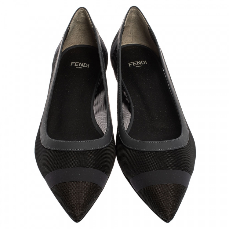 مملوكة مسبقًا Fendi Black Mesh And Blue Leather Trim Pointed-Toe Flats Size 38