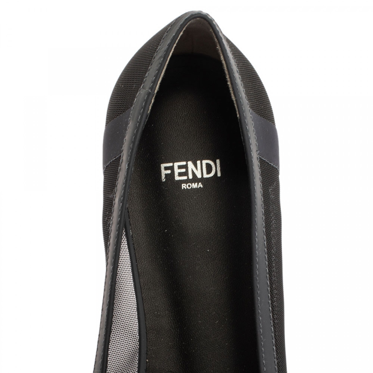 مملوكة مسبقًا Fendi Black Mesh And Blue Leather Trim Pointed-Toe Flats Size 38