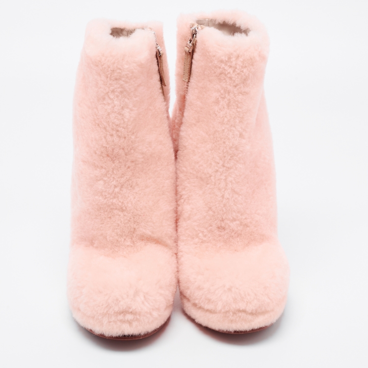 مملوكة مسبقًا Fendi Light Pink Shearling Ice Heel Ankle Boots Size 39