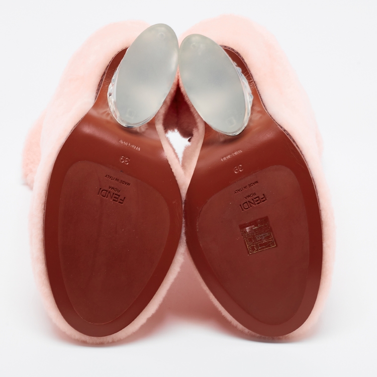مملوكة مسبقًا Fendi Light Pink Shearling Ice Heel Ankle Boots Size 39