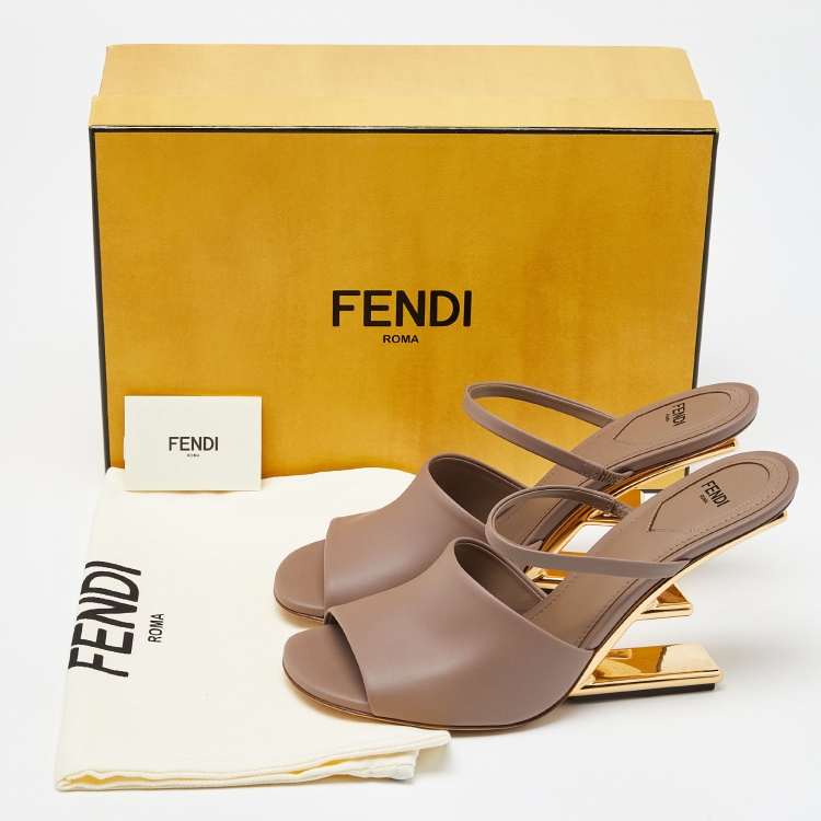 Pre Owned Fendi Beige Leather Fendi First Slide Sandals Size 40