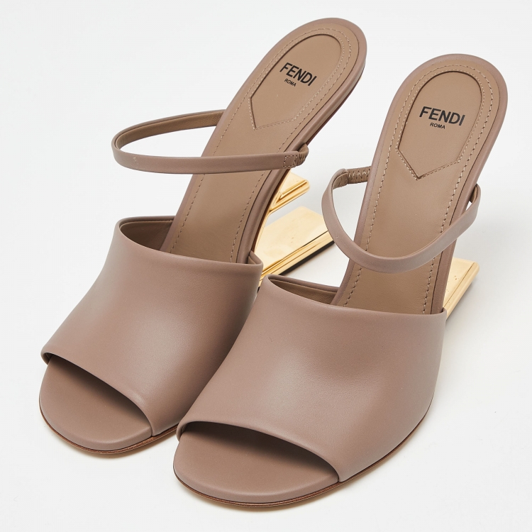 Pre Owned Fendi Beige Leather Fendi First Slide Sandals Size 40