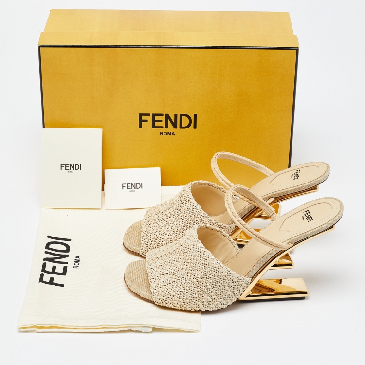 Pre Owned Fendi Beige Raffia First Heel Mules Size 40.5