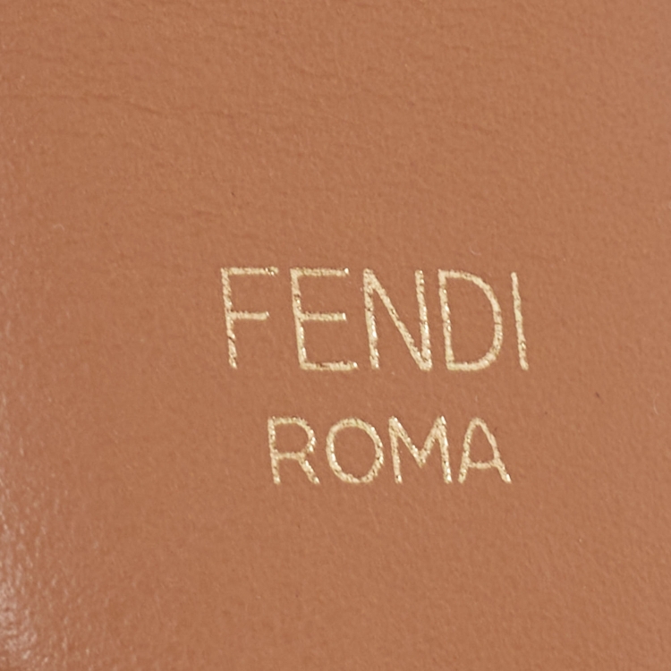 مملوكة مسبقًا Fendi Tobacco Zucca Leather Strap You Bag Shoulder Strap