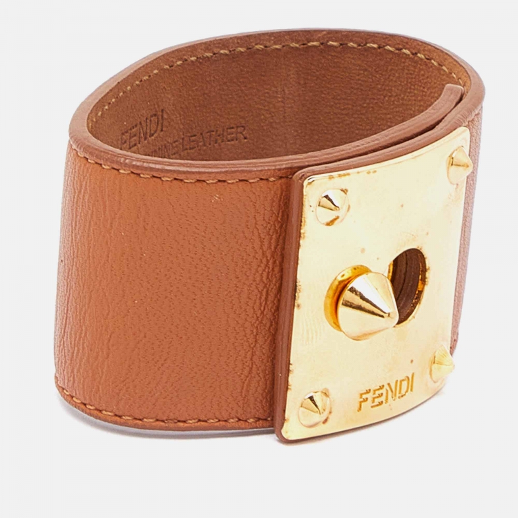 مملوكة مسبقًا Fendi Goldmine Brown Leather Gold Tone Wide Bracelet
