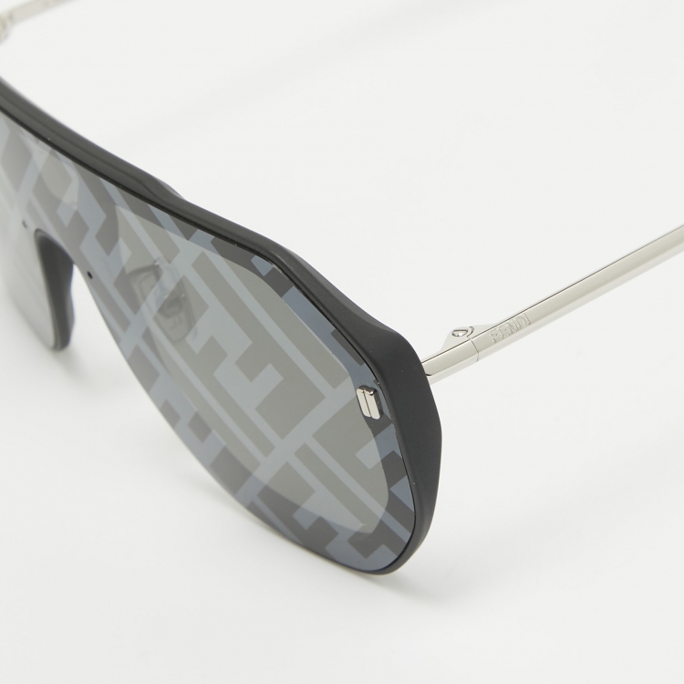 Pre Owned Fendi Black/Mustard FF40006U FF Evolution Shield Sunglasses
