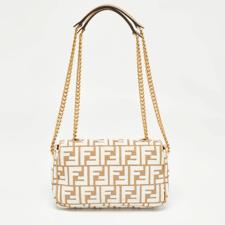 Pre Owned Fendi Beige/White Zucca Raffia and Fabric Midi Baguette Chain Shoulder Bag