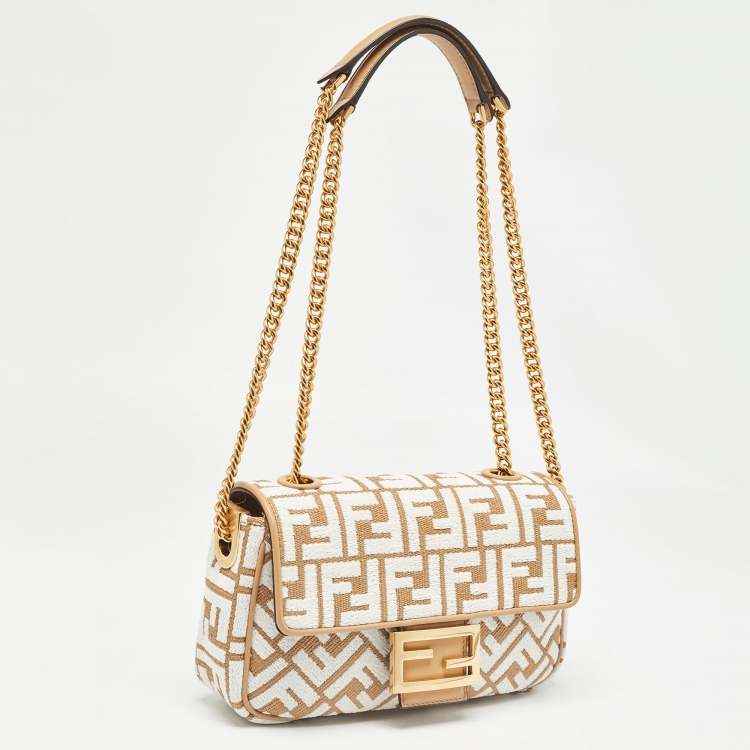 Pre Owned Fendi Beige/White Zucca Raffia and Fabric Midi Baguette Chain Shoulder Bag