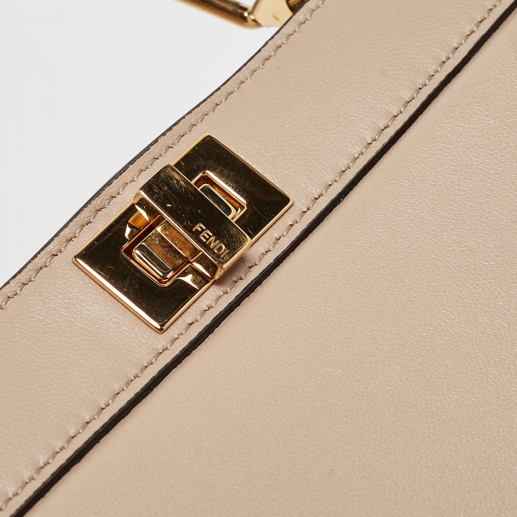 Pre Owned Fendi Beige Leather Petite Peekaboo ISeeU Top Handle Bag