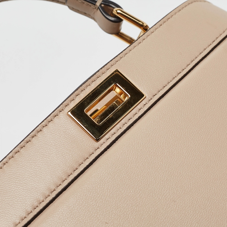 Pre Owned Fendi Beige Leather Petite Peekaboo ISeeU Top Handle Bag