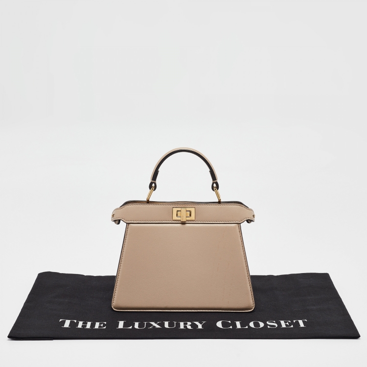Pre Owned Fendi Beige Leather Petite Peekaboo ISeeU Top Handle Bag