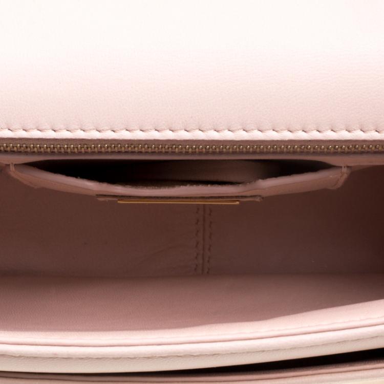 Pre Owned Fendi Blush Pink Leather Be Baguette Shoulder bag