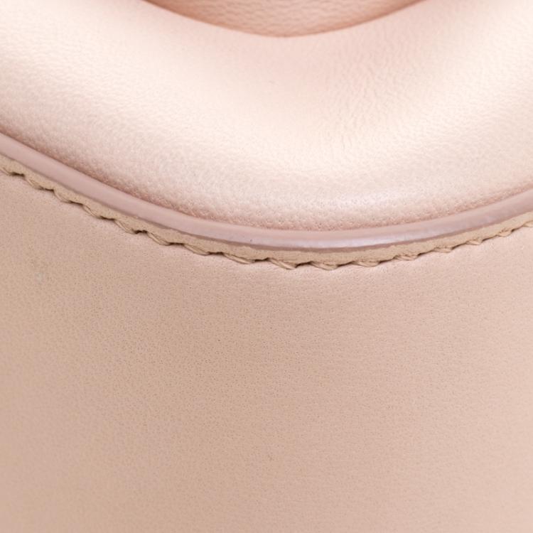 Pre Owned Fendi Blush Pink Leather Be Baguette Shoulder bag